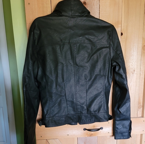 Faux leather jacket - Picture 2 of 3